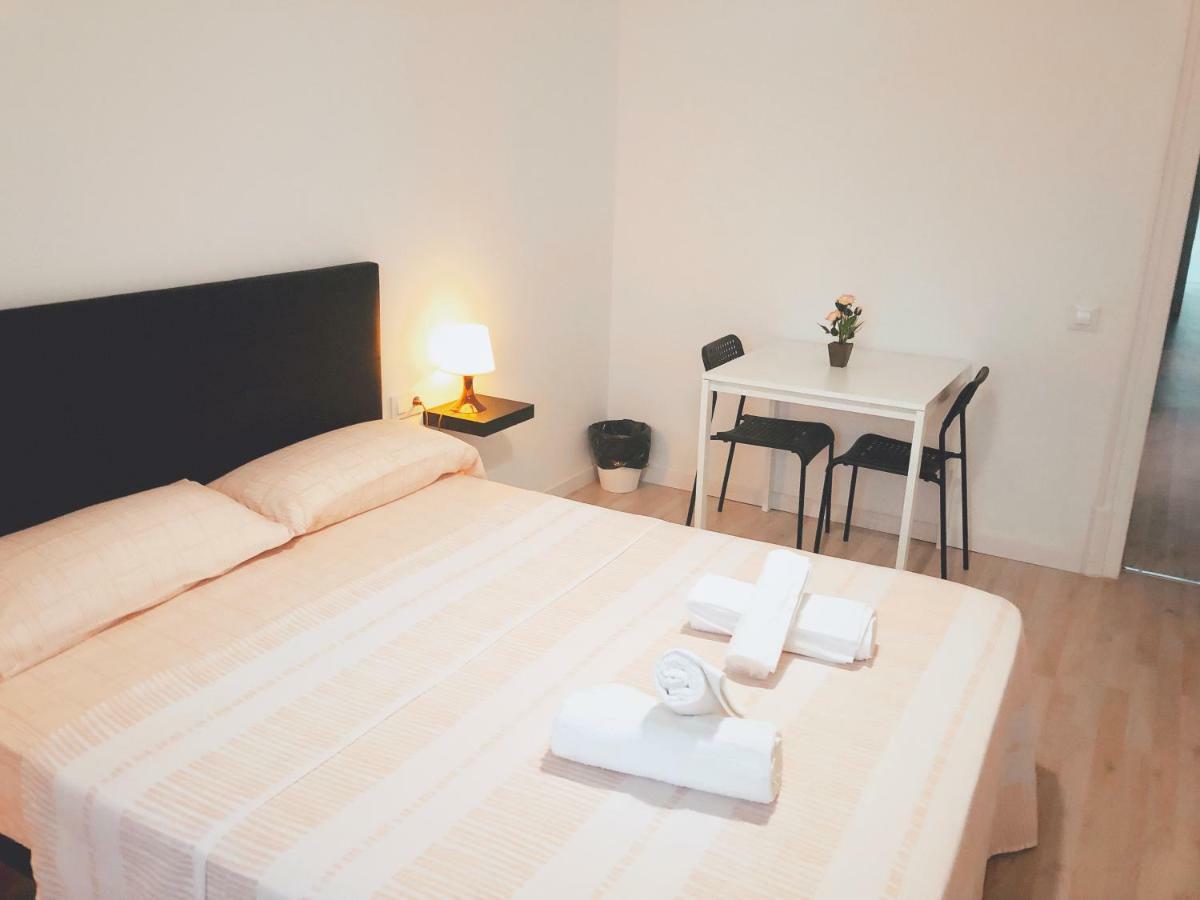 Principal Barcelona Center Apartment Bagian luar foto